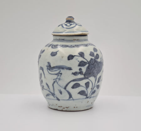 Ming Wanli lidded jar