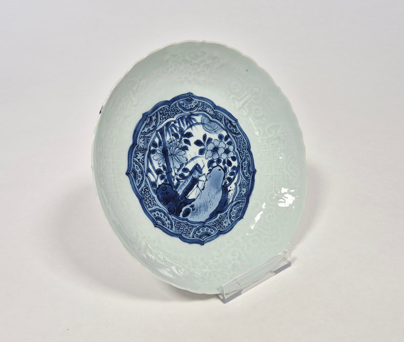 blue white moulded ming dish wanli