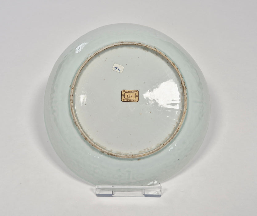blue white moulded ming dish wanli