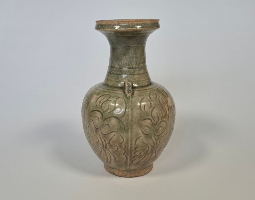 longquan carved vase northern song