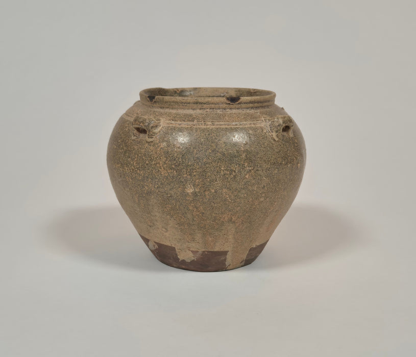 yue jar jin dynasty