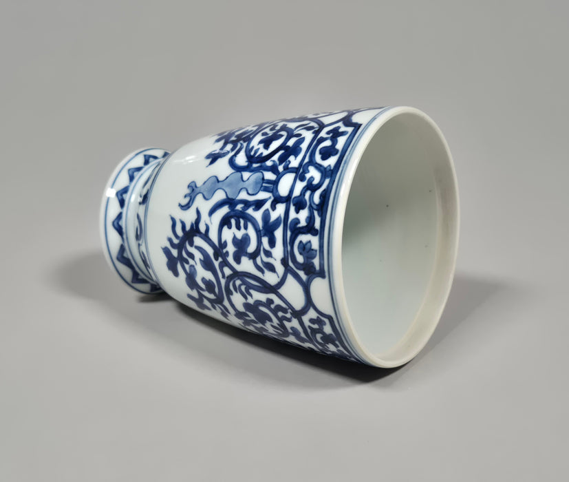 blue white beaker vase chongzhen transitional