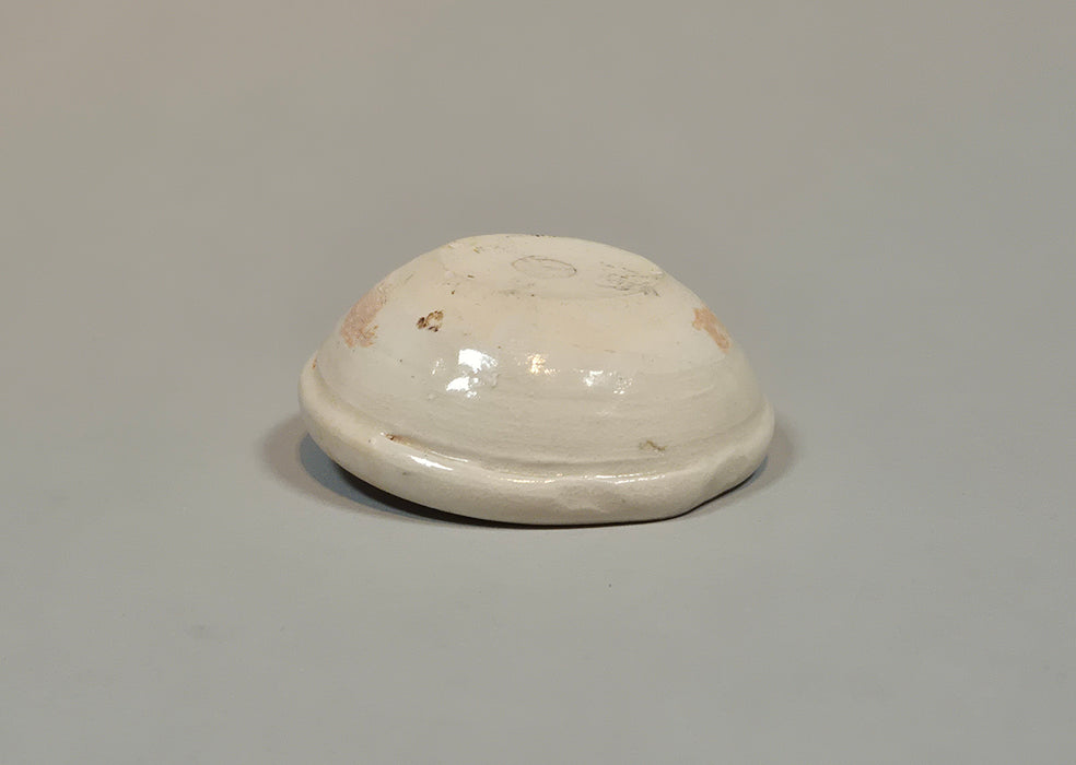 ding white oil lamp tang dynasty