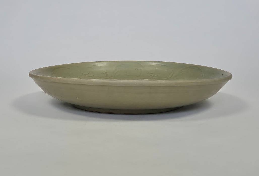 longquan carved dish yuan ming