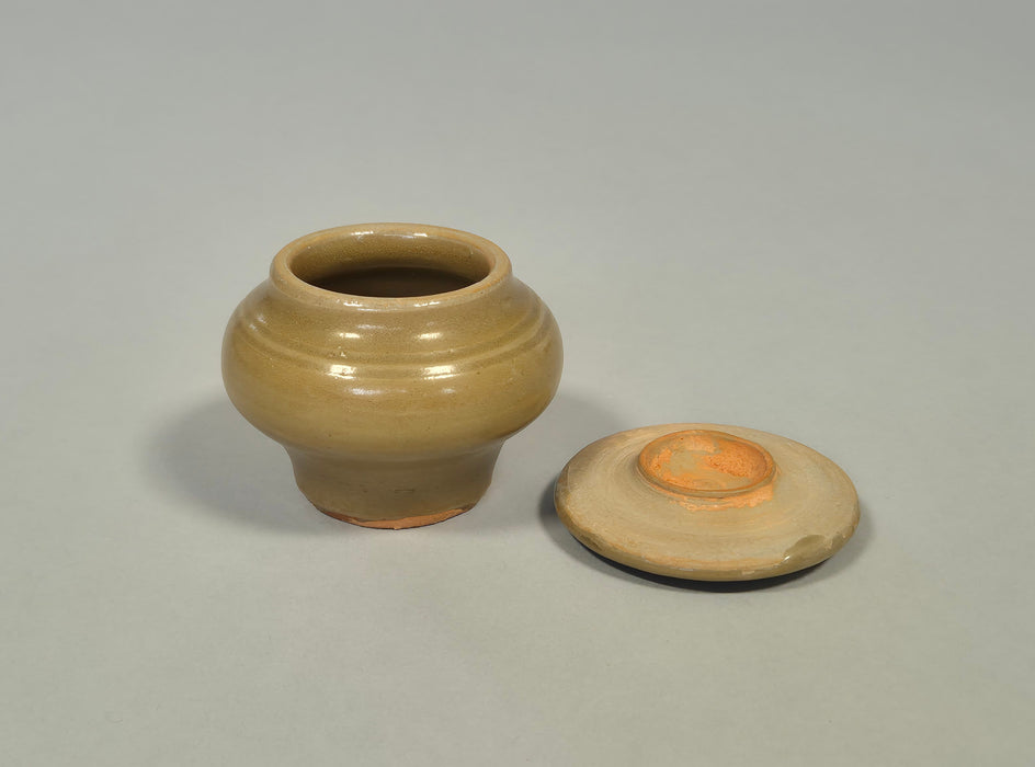 longquan jar and cover yuan dynasty