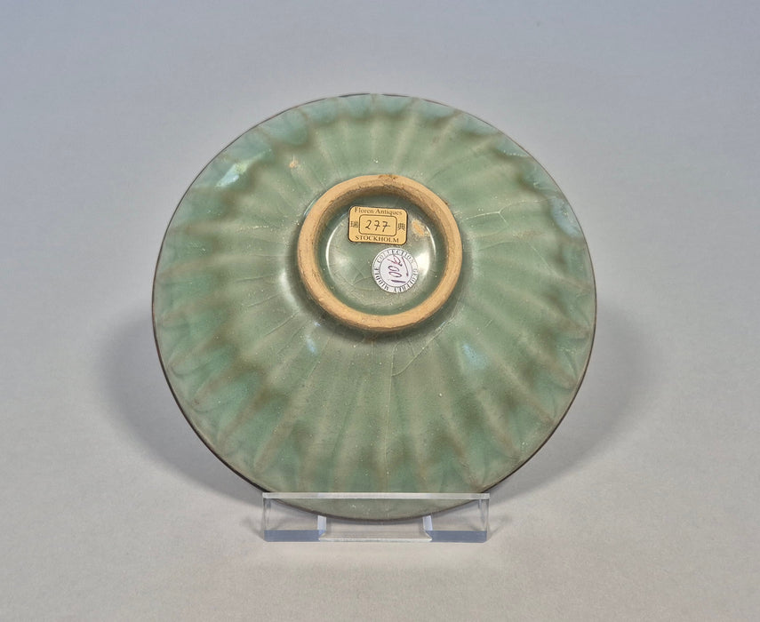 longquan lotus dish southern song