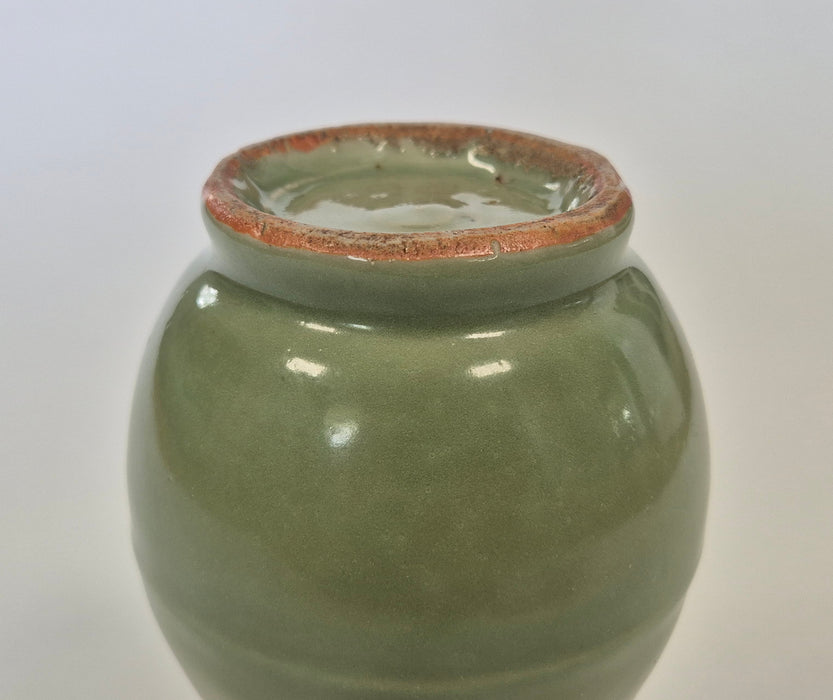 longquan celadon vase yuan dynasty