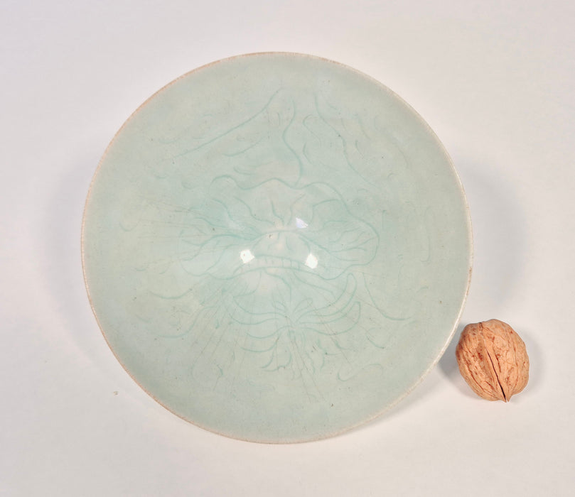 qingbai carved conical bowl song dynasty