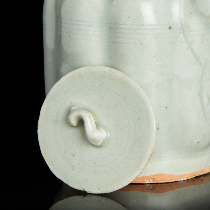qingbai ewer song yuan dynasty