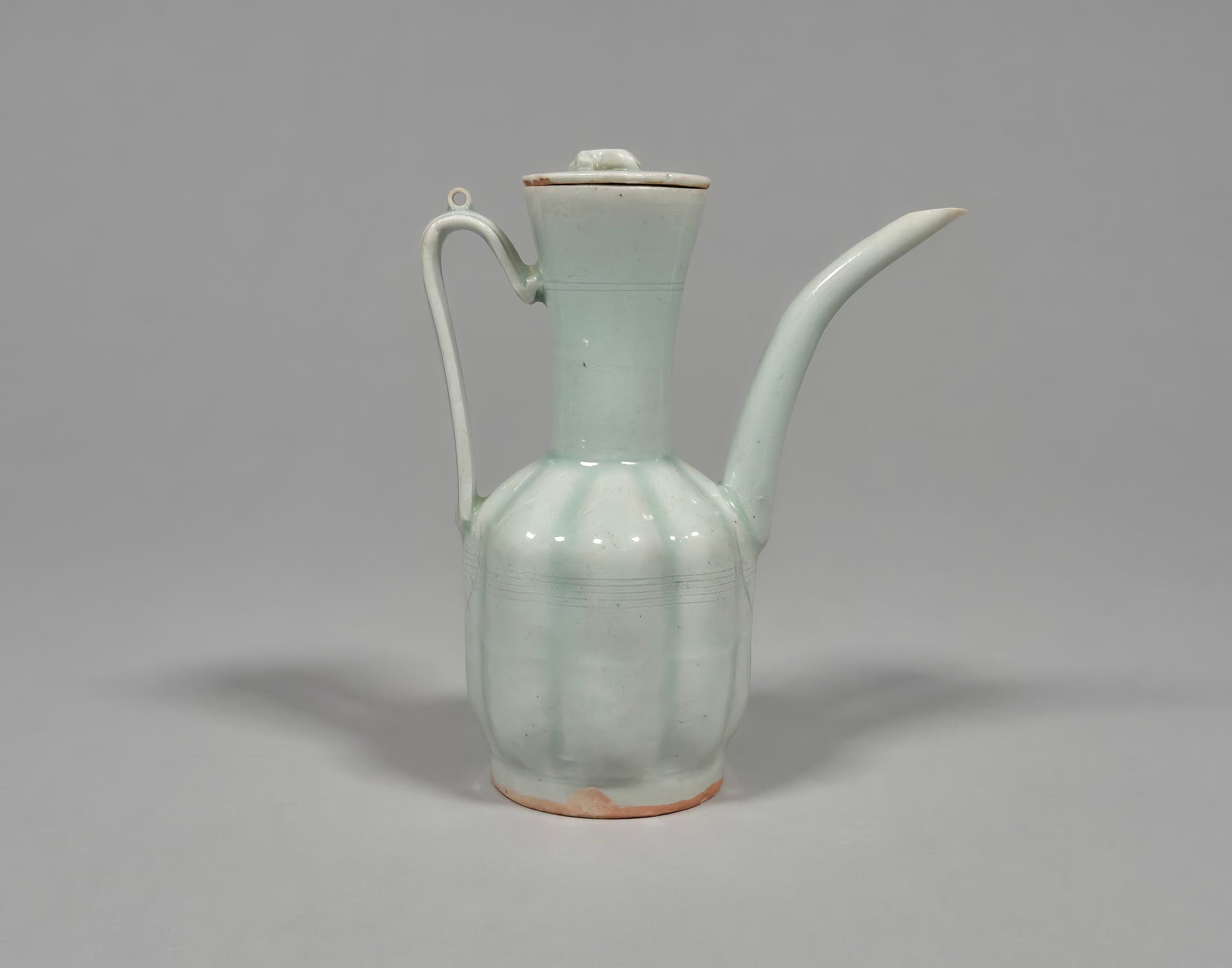 qingbai ewer song yuan dynasty