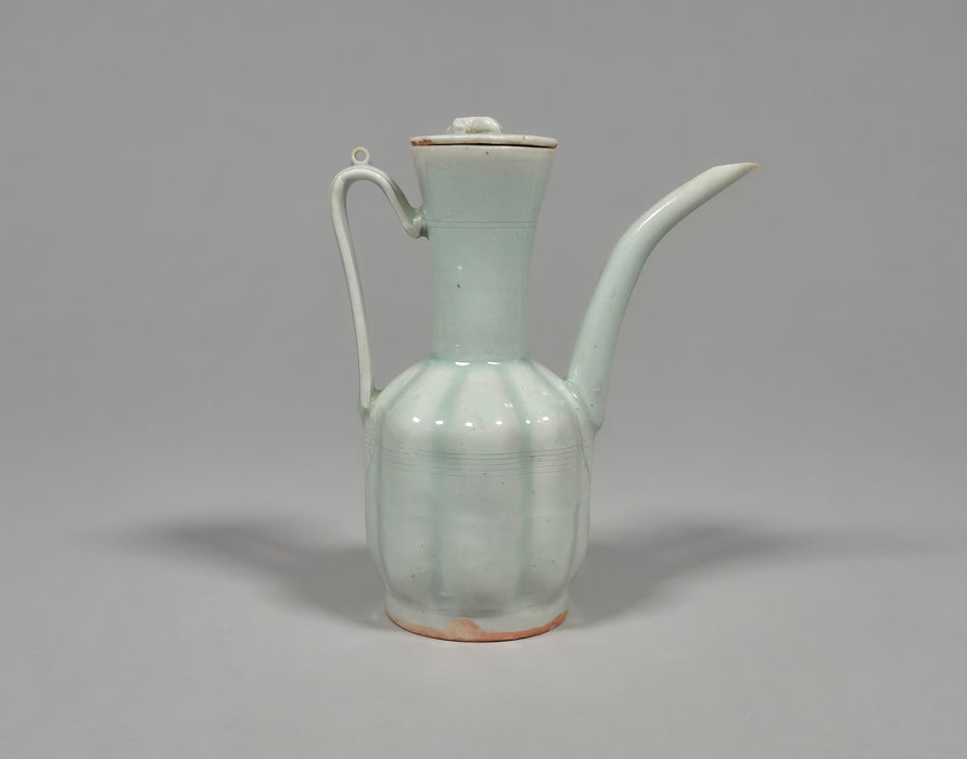 qingbai ewer song yuan dynasty