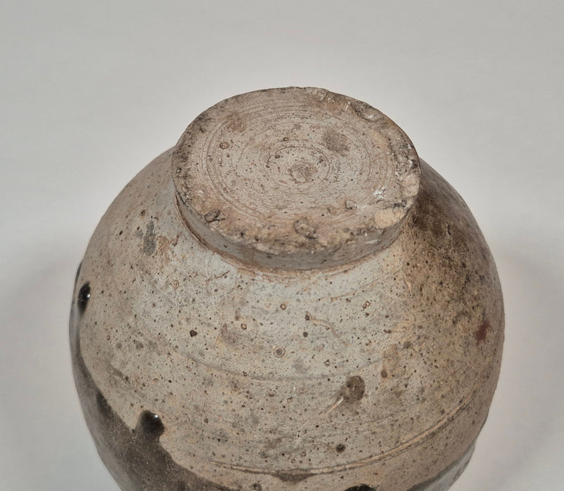 sui dynasty jar