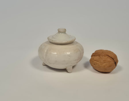 white tripod water pot tang dynasty