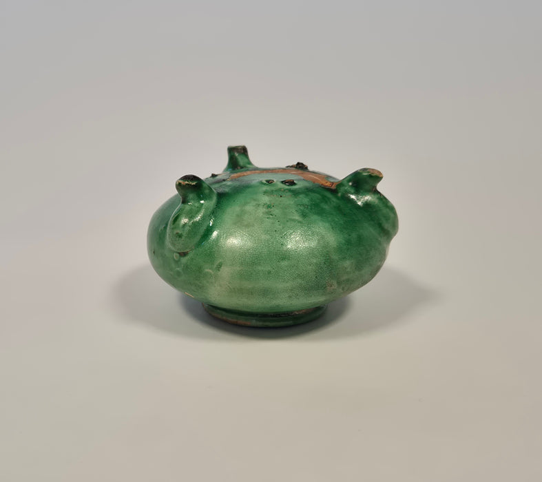 green tripod water pot xing tang dynasty