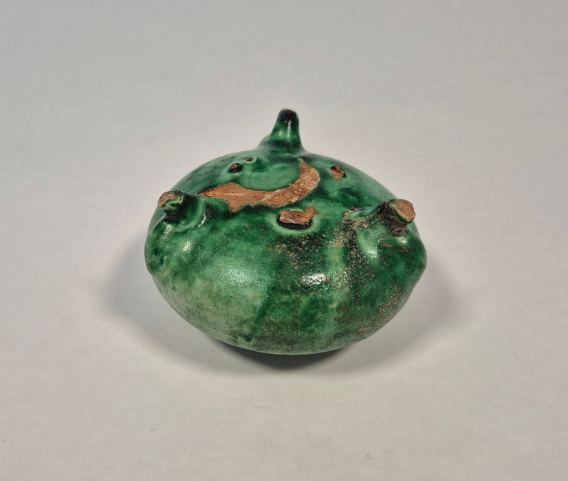 green tripod water pot xing tang dynasty