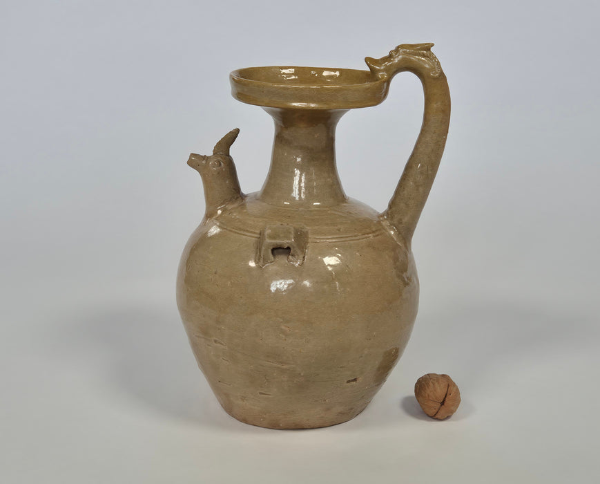 yue chicken ewer southern dynasties